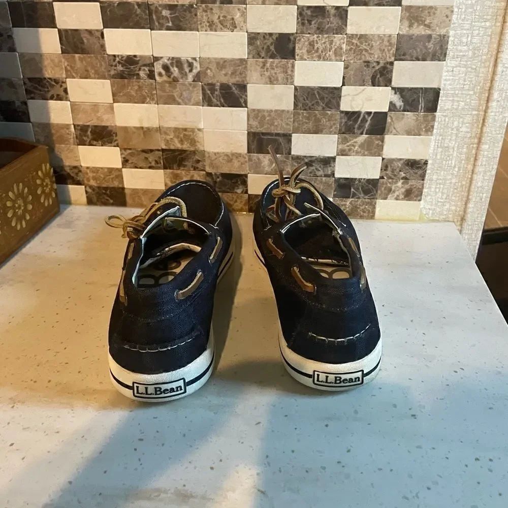 LL Bean Shoes - Picture 3 of 5